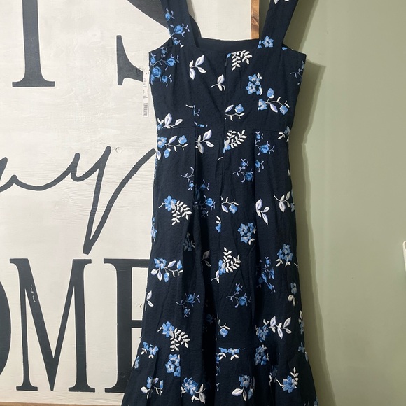 ANTONIO MELANI Blue and White Floral Dress - Picture 9 of 12